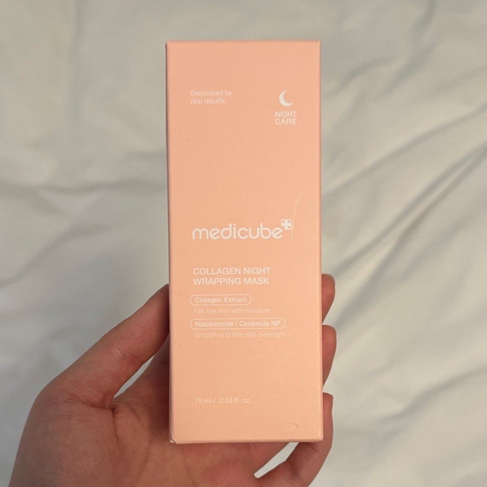 Medicube Collagen Night Wrapping Mask